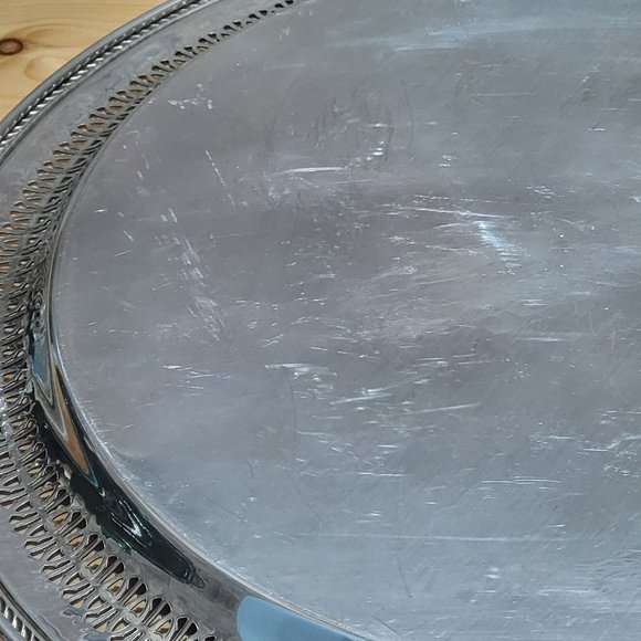 VTG WM Rogers 172 Round Metal Serving Platter 15" - Picture 11 of 16